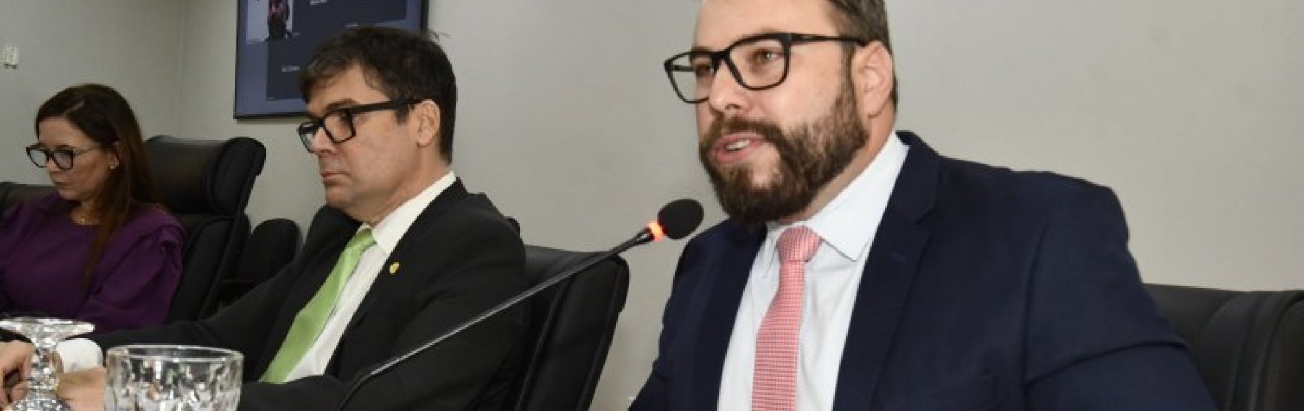 [OAB Bahia proíbe presença de autoridades e agentes públicos violadores de prerrogativas em seus eventos]