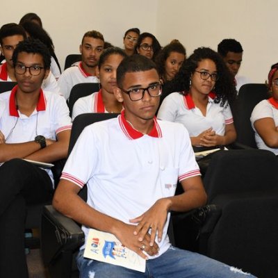 [OAB Vai à Escola atende estagiários do MPE]