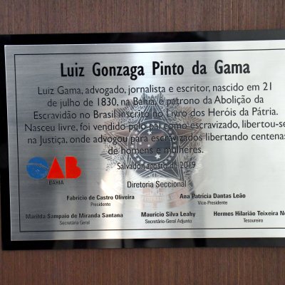 [OAB-BA inaugura busto de Luiz Gama]
